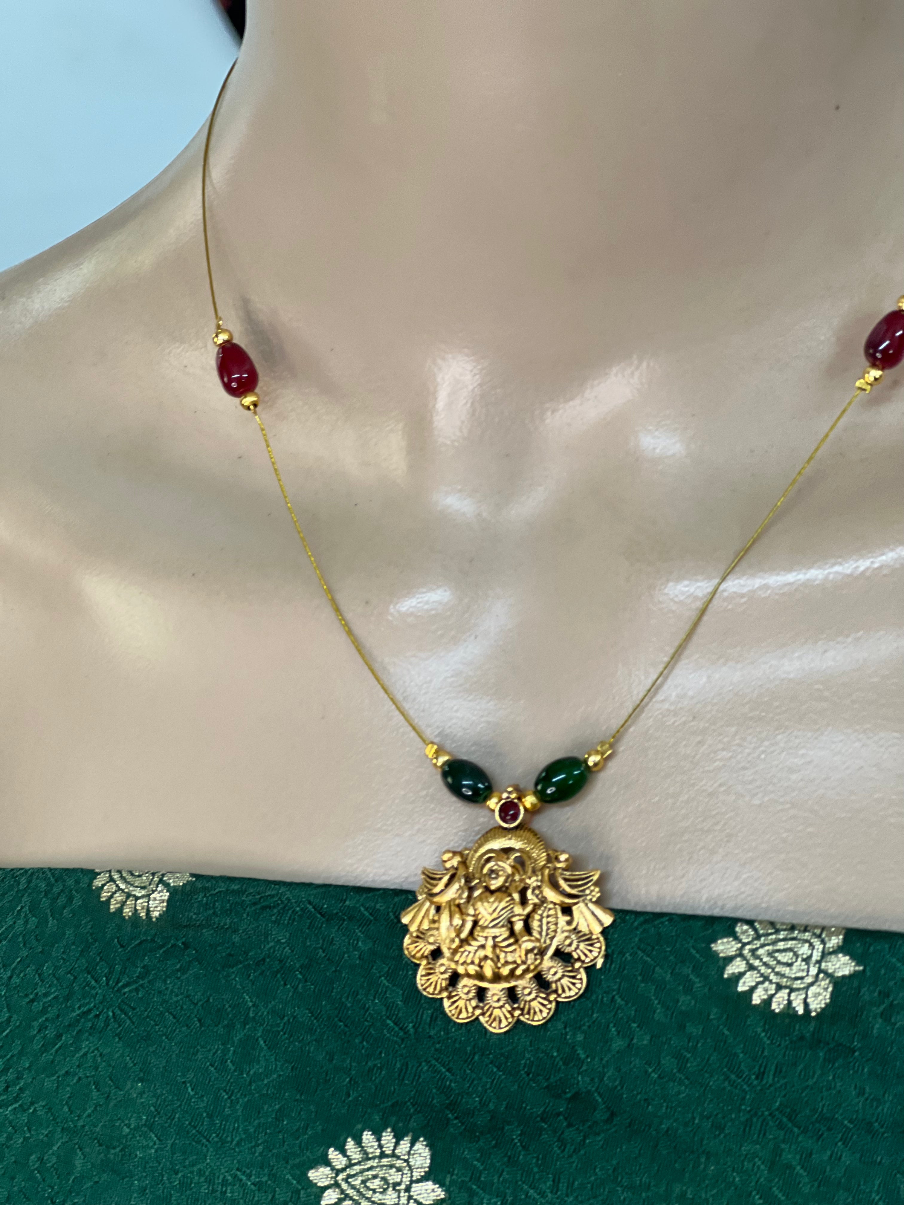 Traditional chain with earings